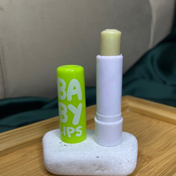 Tinted Lip Balm, Baby Lips Magic Chapstick (Random Color) - pack of 1