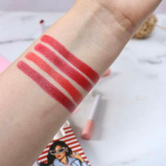 Pack of 4 High Pigment Lipstick, Fatty Base Lipstick Naturally Tint Your Lips To Soft And Comfortable Matte (random color)