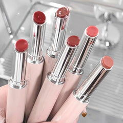 Velvety Texture Lipstick Glossy Lipstick Long Lasting Moisturizing Tinted Lip Balm, Plumping Water Lip Glaze Slim Design (random color)