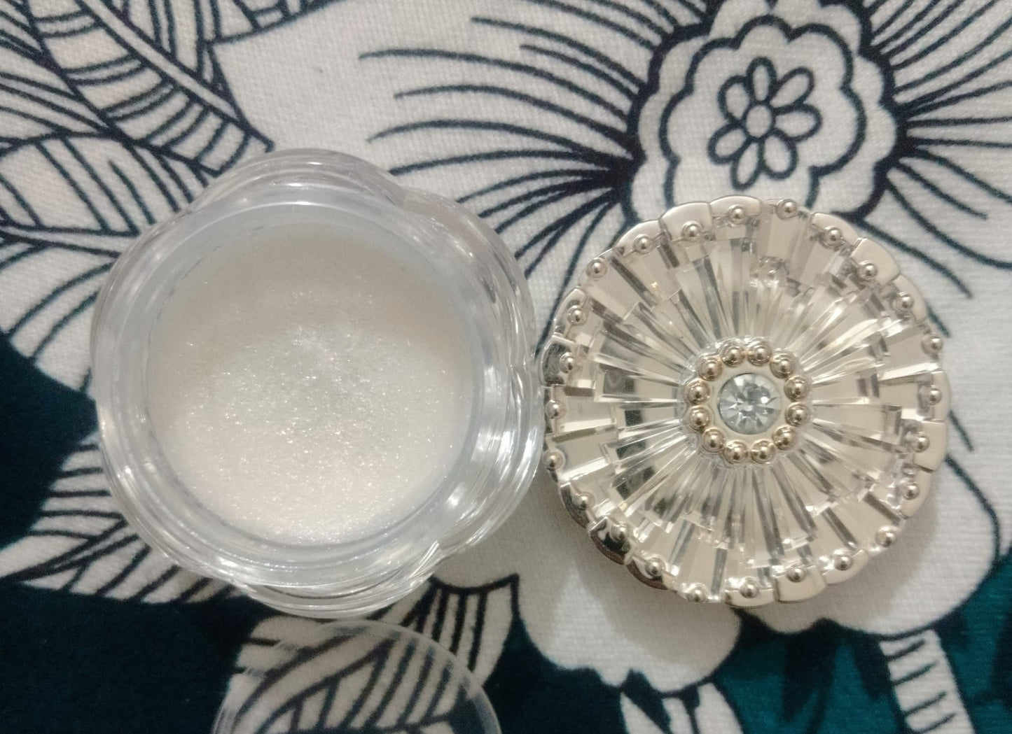 Multipurpose Glitter Shimmer Highlighter Powder – 10g for Face, Eyes & Body