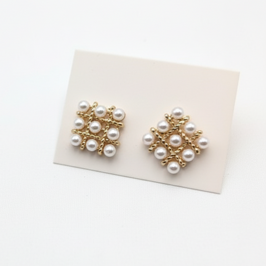 Pearl Square Korean Earrings – Elegant Women’s Fashion Jewelry in Silver and Golden Colors PJT-106