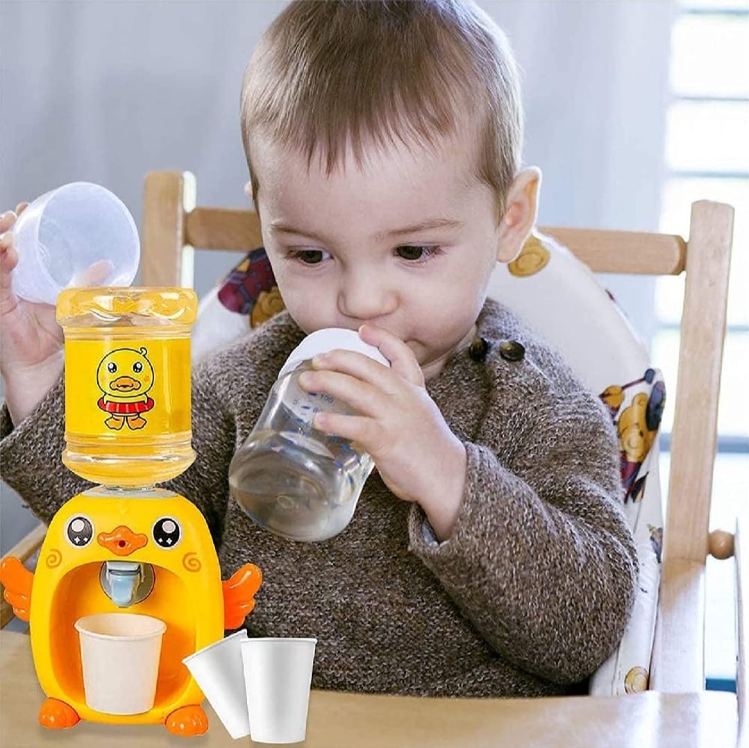 Mini Duck Water Dispenser Toy Drinking Fountain – Cute Yellow Duck Design with Realistic Water Flow, Eco-Friendly ABS Material