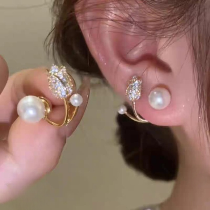 Beautiful Pearl Zircon Korean Flower Earrings for Women – Elegant Floral Design with Sparkling Zircon and Pearl Detailing | Premium Silver and Golden Fashion Jewelry for Parties, Weddings, and Daily Wear | AWT-999