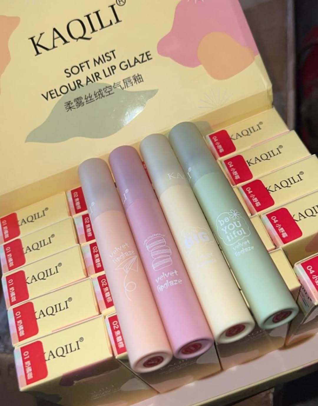 Kaqili Soft Mist Lipgloss – Velour Air Lip Glaze, Lightweight Matte Finish, Long-Lasting Hydration & Smooth Texture