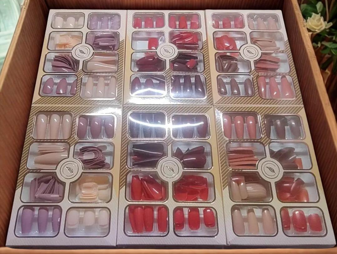96 Pcs Fake Nails Set – Nude, Red & Multicolor ABS Plastic Nail Tips, Durable & Easy-to-Apply, Smooth Finish for DIY Nail Art & Professional Manicure