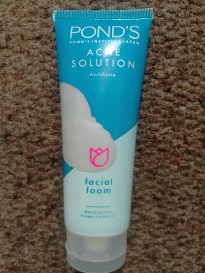 Ponds Anti Acne Solution Face Wash – Gentle Liquid Formula For Clearer Skin Oil Control And Acne Prevention – 100 Gram Pack