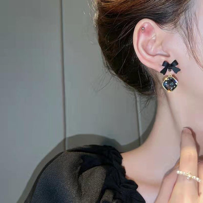AWJ-166 Bow Shape Korean Earrings